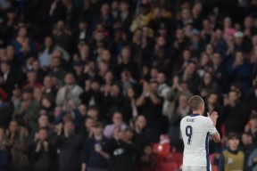 乐竟体育官网-欧洲球队联盟大赛为荣耀而战